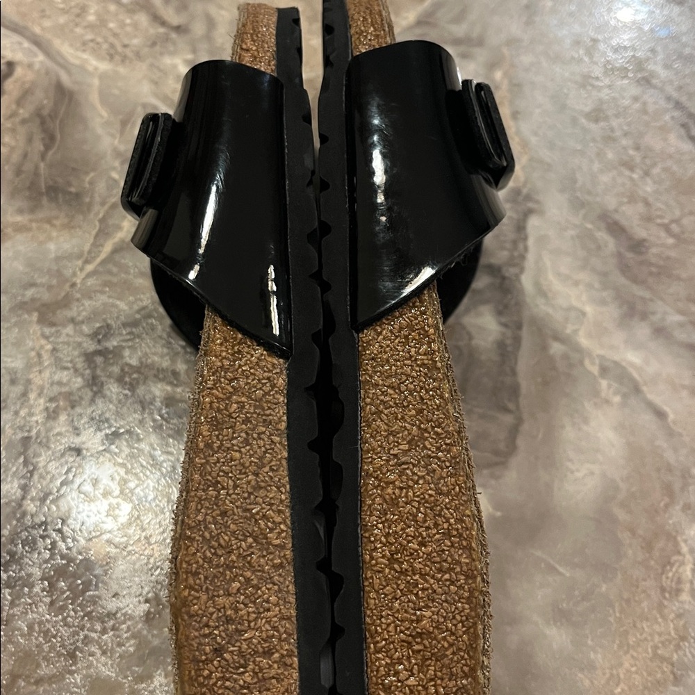 Birkenstock Madrid Patent Leather Sandals size 38 (7-7.5)
Worn very little. - Picture 6 of 6